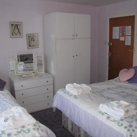 Penkerris فندق مبيت وإفطار